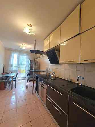 Продам  2 к.кв 77 кв.м ЖК Янтарный,  обжитой новострой, Салтовка Харьков