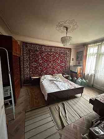 Продаж трикімнатної квартири в центрі, вул. Коновальця 54А Львів