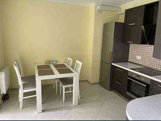 ЖК Милославичі продам 2-кімнатну 77кв.м., Закревського, Троєщина Київ