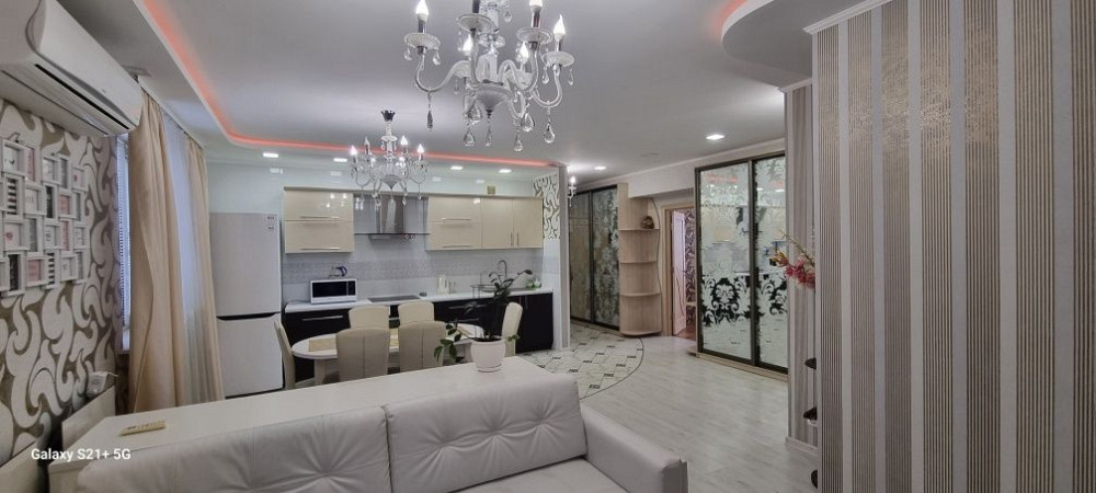 Сучасна квартира на Таврійському . Новобудова . Закрита територія . Херсон - зображення 2