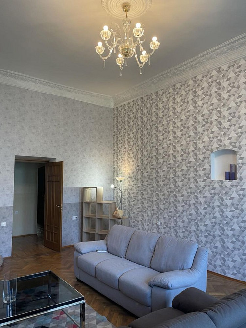 Просторная «бельгийка» исторический центр Одессы «Книжка» от хозяина Одесса - изображение 3