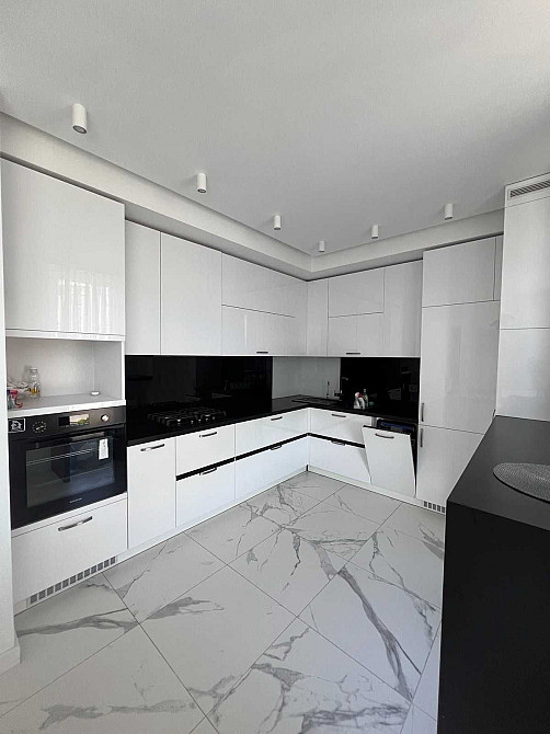 Оренда квартири на вул. Володимира Великого, ЖК Америка Львов - изображение 1