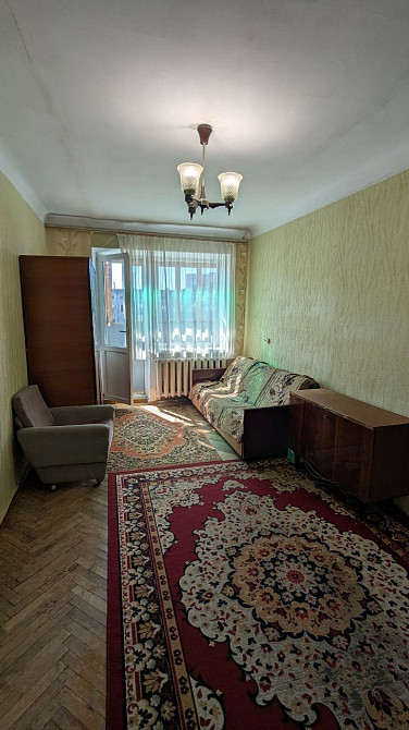 Однокімнатна в центрі, на Кавказькій Ровно - изображение 1