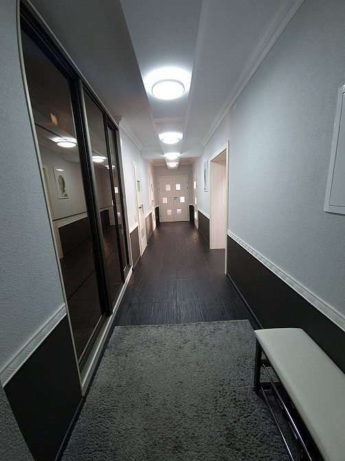 Продам 5кімнатну квартиру. 175кв.м.Центр.Власник Луцьк - зображення 7