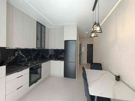 Продаю 2 кімнатну з ремонтом та меблями в центрі /Довга Івано-Франківськ