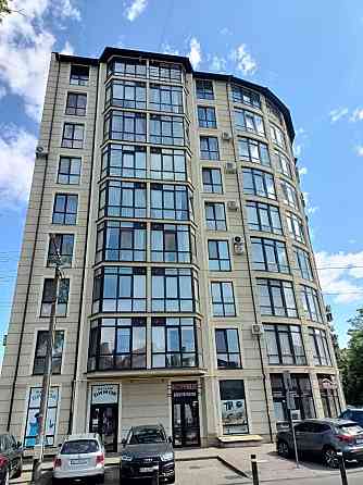 Продаю 2 кімнатну з ремонтом та меблями в центрі /Довга Івано-Франківськ