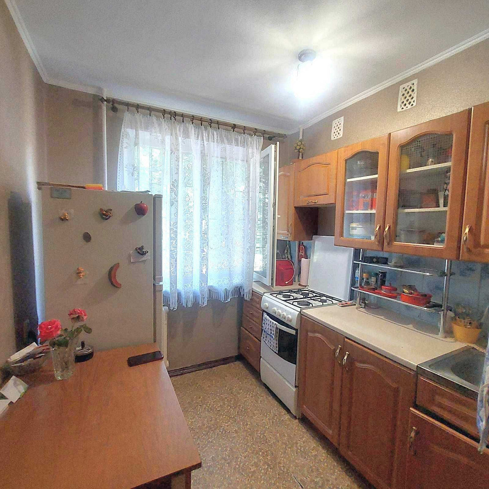 Продам квартиру на Небесной Сотне, 2 этаж. Торг Odesa - photo 1