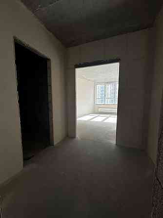 Олнокімнатна з балконом та гардеробом Ирпень