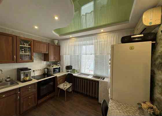 Продам 1 к квартиру пр.Поля,Славутич,Б.Хмельницкого Днепр