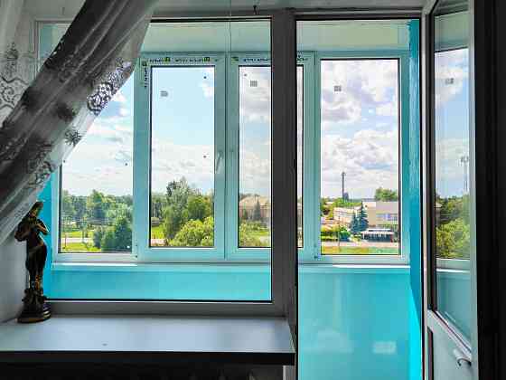 3-кімнатна квартира 70 м² з ремонтом в центрі с. Дмитрівка Дмитрівка