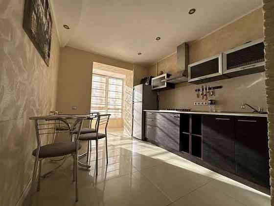 Продаж 3к квартири на 2х рівнях центр вул. Мечникова Днепр