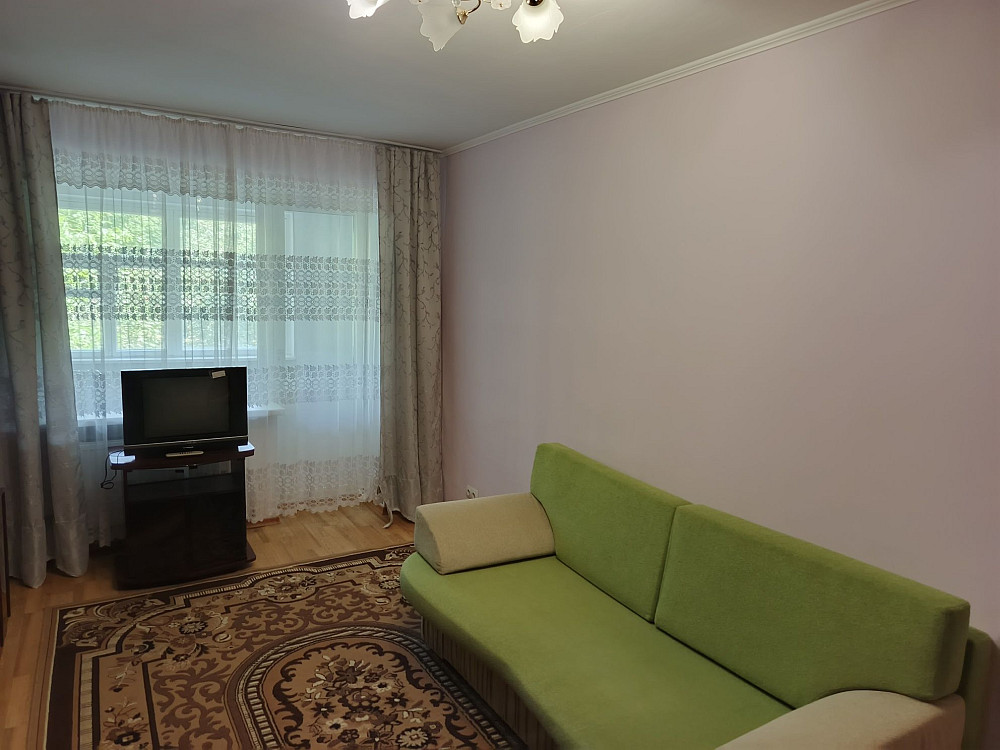 Оренда 2-кімнатної квартири на Короченко Первомайський (Харківська обл.) - зображення 1