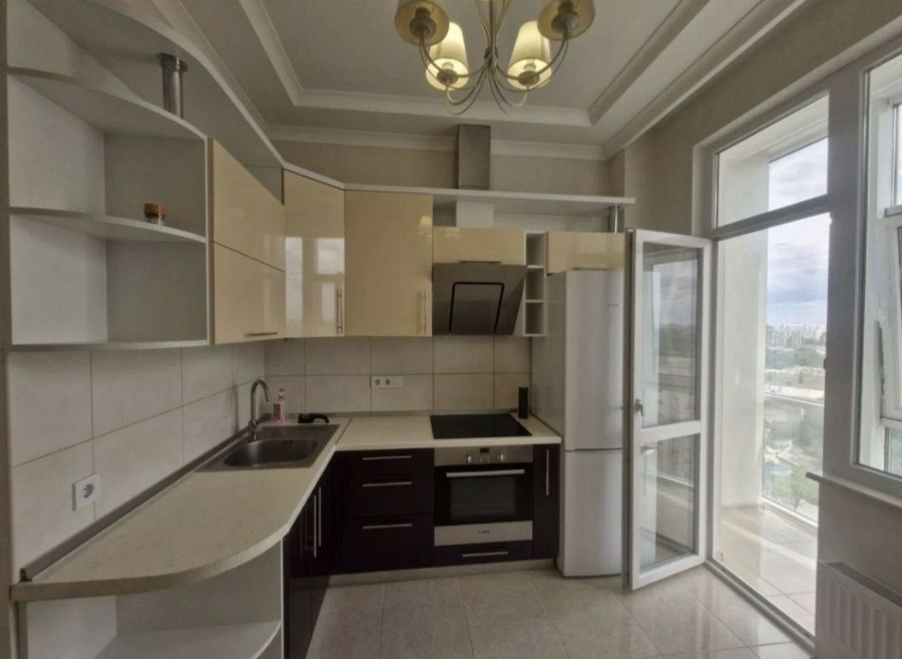 Срочно сдам 2 ком. квартиру в 16,17 Жемчужине,ул.Асташкина 29.Центр Одесса - изображение 1