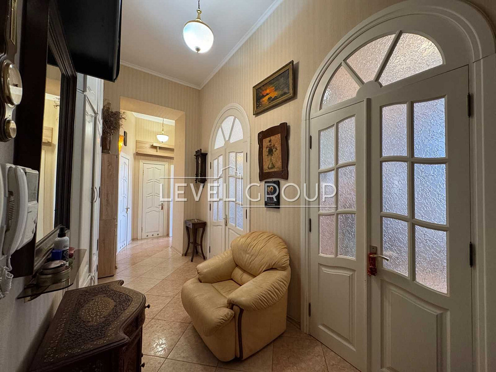 Продаж 2к квартири 82м² в історичному центрі, Костельна 7, Майдан Київ - зображення 3