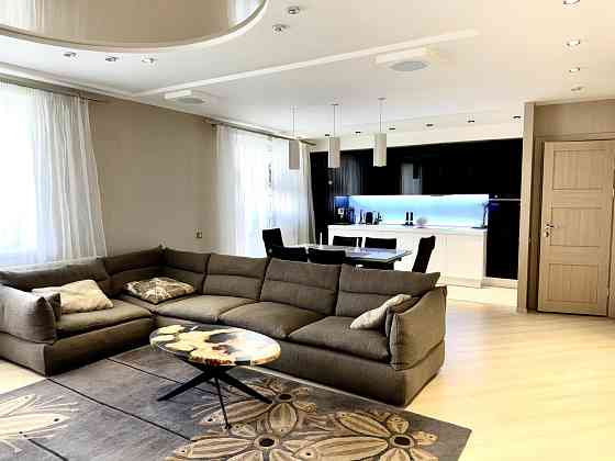 Продам 3-комн квартиру, бизнес класса Днепр