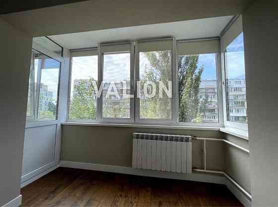 Продаж 2 кім. квартири, ремонт Русанівка Київ