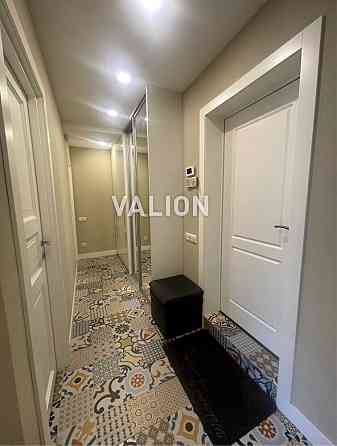 Продаж 2 кім. квартири, ремонт Русанівка Київ