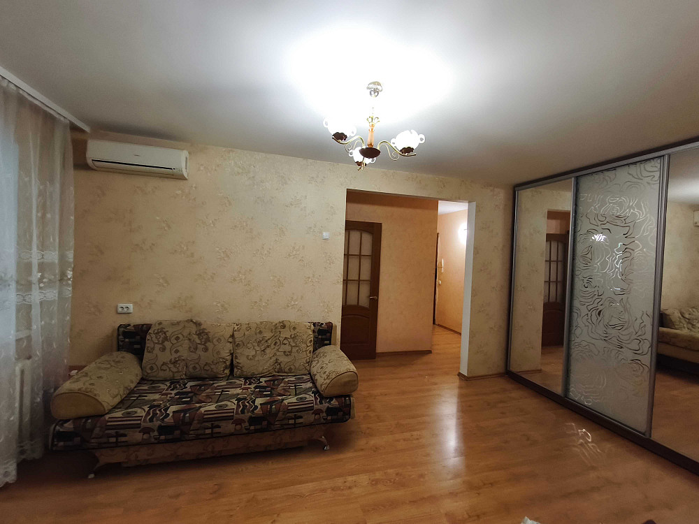 Аренда 2х на пр. Богдана Хмельницкого 10 с ремонтом Днепр - изображение 1