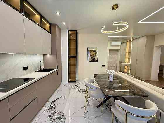 Двокімнатна квартира в 63 Перлині з ремонтом та меблями Odesa