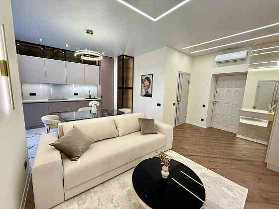 Двокімнатна квартира в 63 Перлині з ремонтом та меблями Odesa