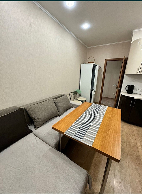 Велика 2-кімн. квартира з ремонтом вул. Верховинна, ст.м. Житомирська Київ - зображення 1