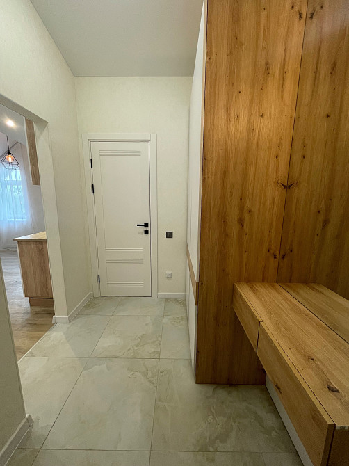 Продаж квартири з новим ремонтом де ніхто не проживав Ворзель - зображення 8