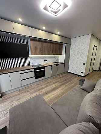 Продам 2к Счастливый на Днепре Запорожское Шоссе 780уем2Под ваш Ремонт Днепр