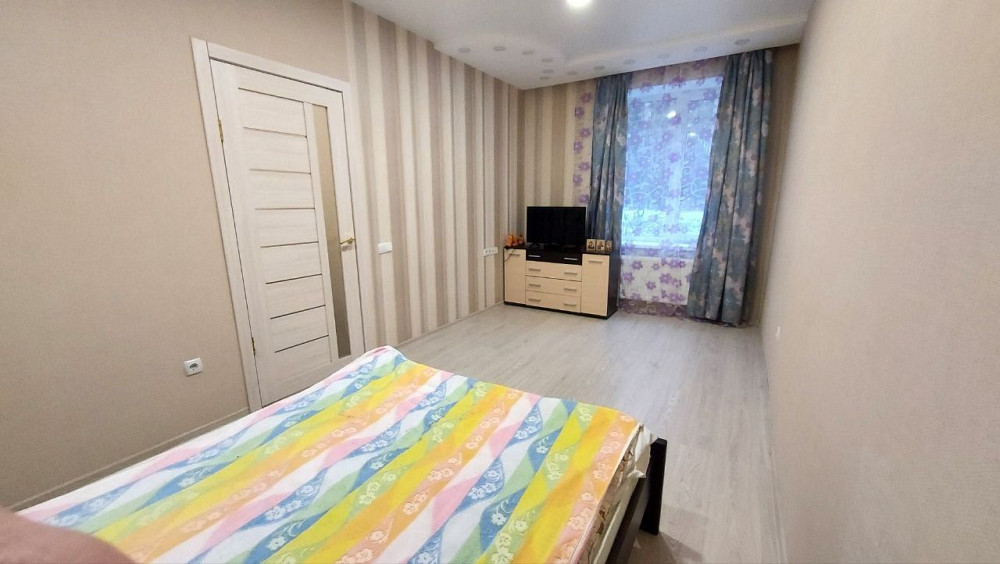 1-кім з меблями та технікою  Вид на сосни Ирпень - изображение 4