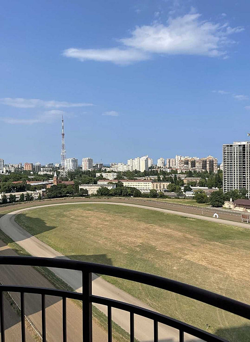 Двокімнатна квартира в 63 Перлині Odesa - photo 1