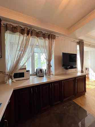 Квартира біля Центрального Ботанічного саду Київ