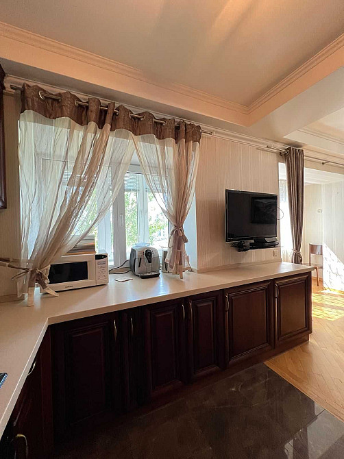 Квартира біля Центрального Ботанічного саду Киев - изображение 1