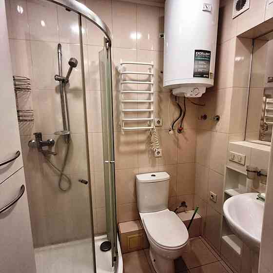 Продам реальную 2-х кімнатну  Слобожанський Калинова р-н скверу Днепр