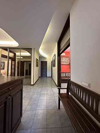 Аренда трехкомнатной квартиры в Одессы. Парк Шевченко Одеса