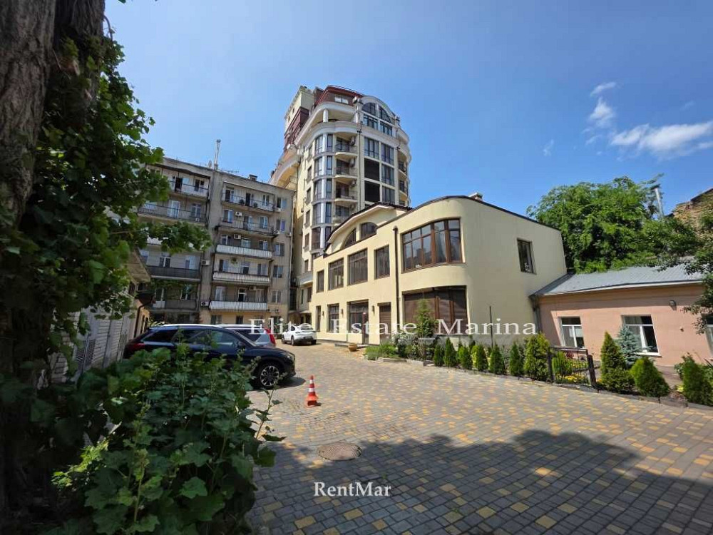 Студия и спальня ул Маразлиевская новый дом парк Шевченко Одесса - изображение 1