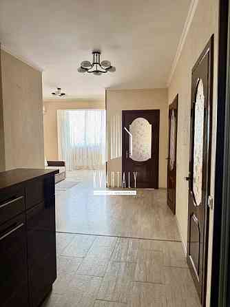 Продаж 2 кімнатної квартири, цегляний будинок по вул. Атозаводська Київ