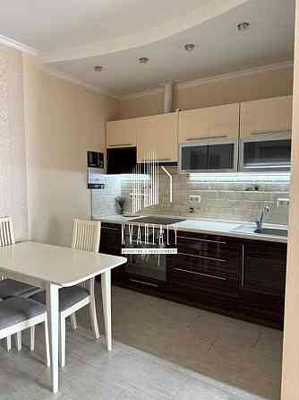 Продаж 2 кімнатної квартири, цегляний будинок по вул. Атозаводська Київ