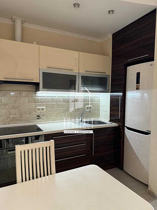 Продаж 2 кімнатної квартири, цегляний будинок по вул. Атозаводська Київ - зображення 2