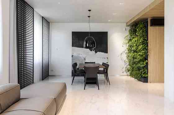 Продам квартиру з дизайнерським ремонтом в новобудові вул. Ярославенка Львов