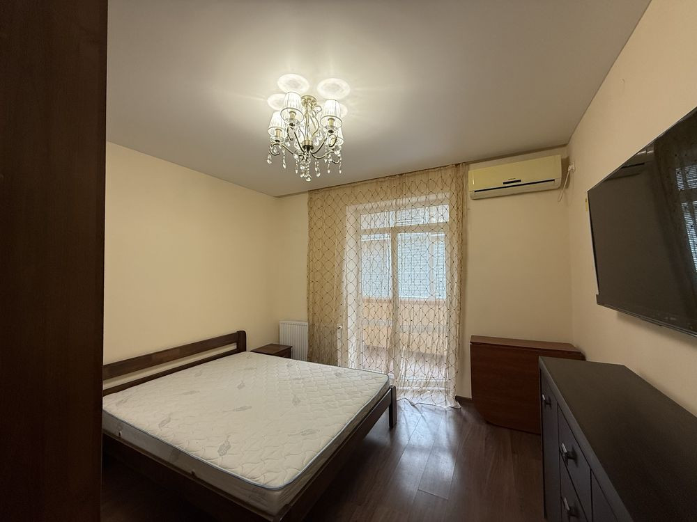 Здається простора 1 кімнатна квартира в Новому Районі Ужгород - изображение 1