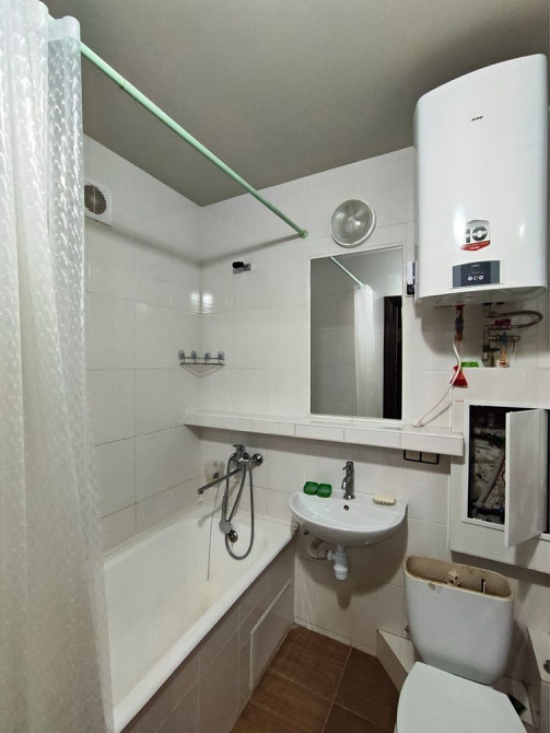 1 кімнатна квартира Святошинський район. Метро Святошин Киев - изображение 5