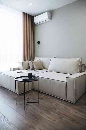 Оренда простороії 1 кімнатної квартири ЖК Грейт Причальна 14 Киев