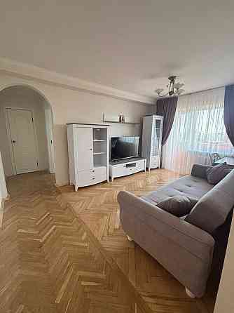 Авіаконструктора Антонова 2/32 К4А, пл.Космонавтів, пл.Севастопольська Киев