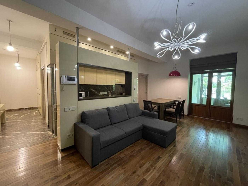 Аренда Квартиры Центр ул. Антоновича 14-Б Киев - изображение 1