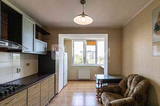 Оренда 2-кімнатної квартири у закритому будинку на вул. Волошина, 11 Ивано-Франковск