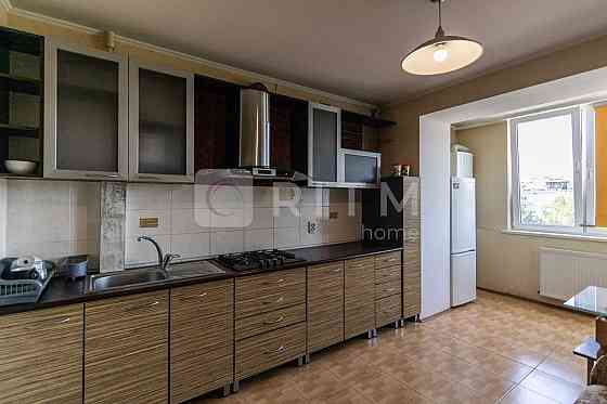 Оренда 2-кімнатної квартири у закритому будинку на вул. Волошина, 11 Ивано-Франковск