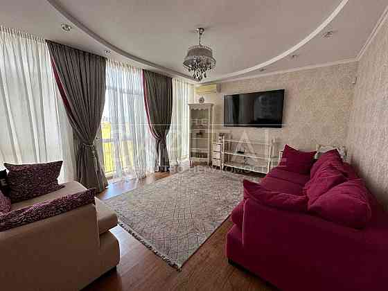 Оренда Комфорт Таун Регенераторна 3 спальні/Comfort Town Киев