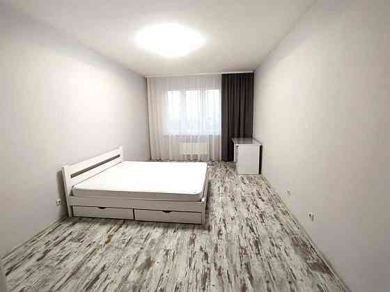 1 ком. кв. ул. Краковская, 27А. Метро Черниговская 5 мин. пешком. Киев