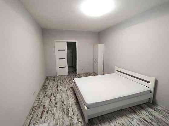 1 ком. кв. ул. Краковская, 27А. Метро Черниговская 5 мин. пешком. Киев