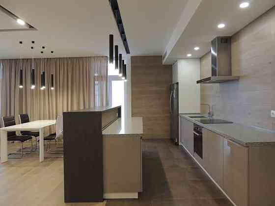 3 кімнатна квартира ЖК «Покровський Посад»   Вул.Глибочицька 32в Киев