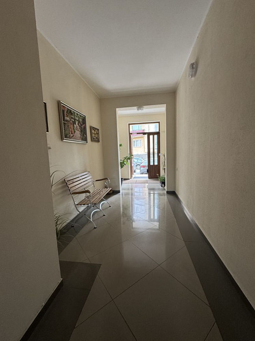 Оренда прострої квартири 100м2 з ремонтом в новобудові в центрі Львов - изображение 7